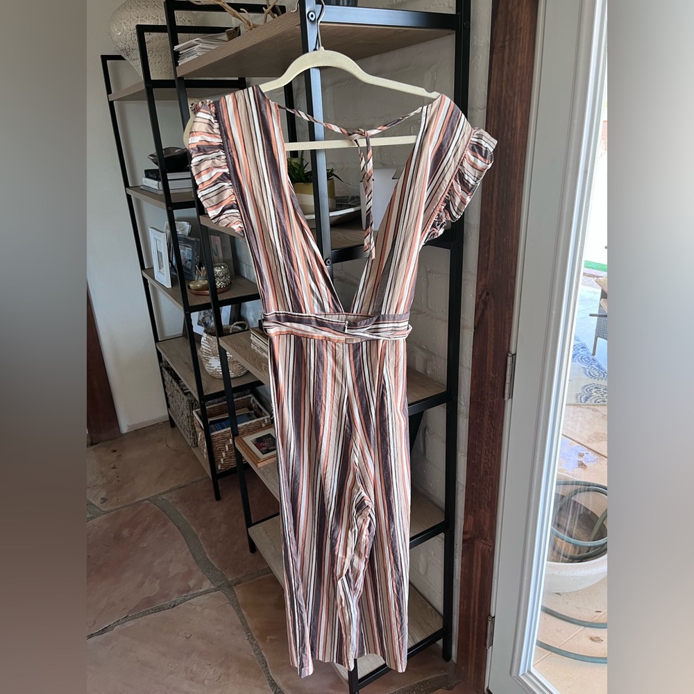 VICI Culotte jumpsuit, size M. Purchased on VICI  brand is “Storia”